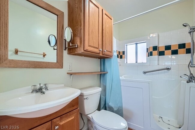 Building Photo - 536 Avenue L