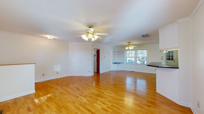Building Photo - 4015 Freedom Way