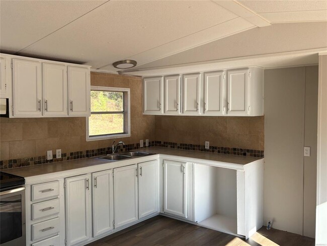 Building Photo - 1334 Aquila Dr