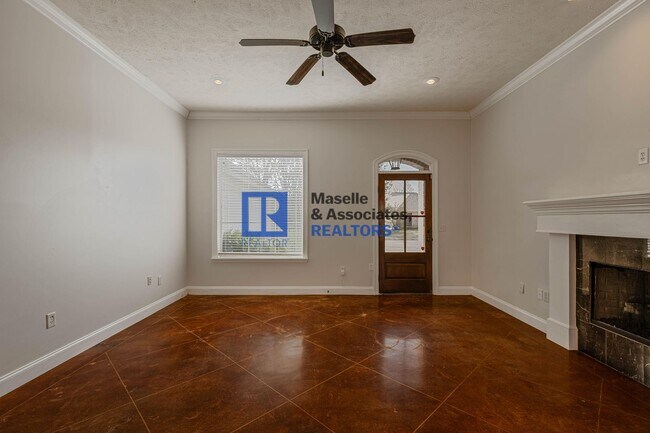 Building Photo - 3 Bed / 2 Bath home in Harvey Crossing