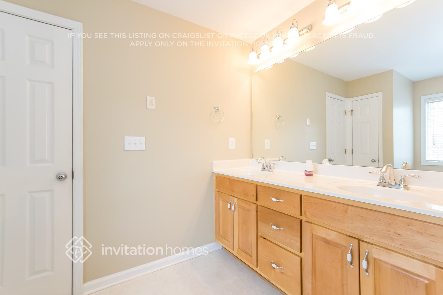 Building Photo - 840 Glenns Farm Way