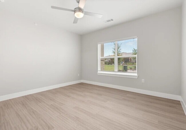 Building Photo - 13411 FM812