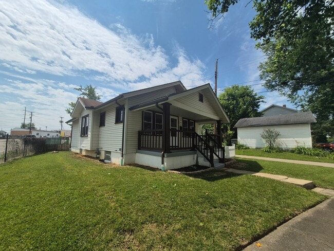 Building Photo - Beautiful 2-bedroom home, it won't last long!