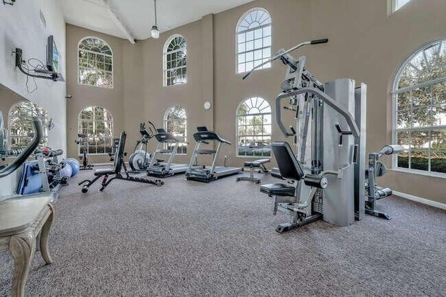 Building Photo - 1640 Presidential Way