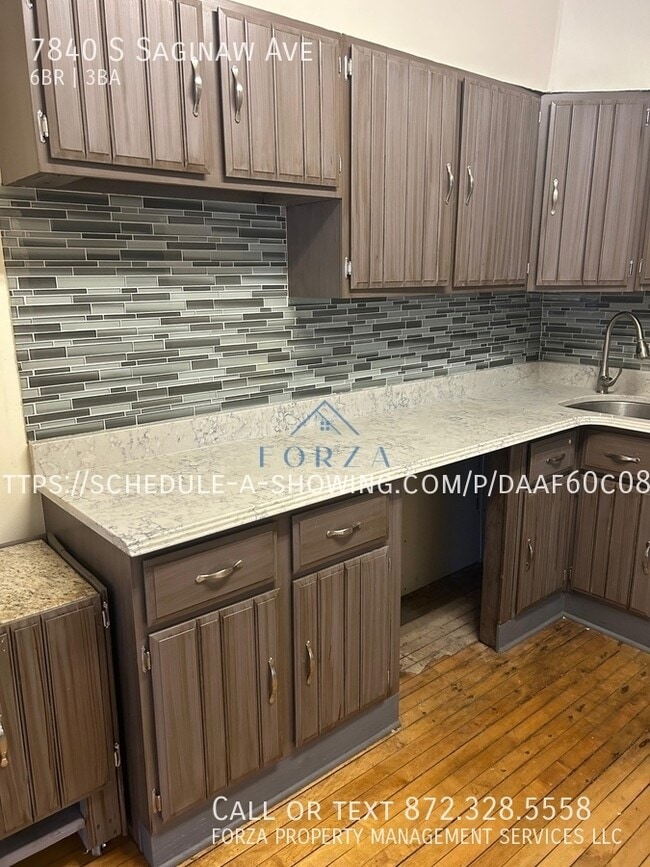 Building Photo - 7840 S Saginaw Ave