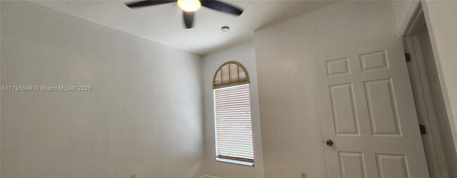 Building Photo - 10949 SW 181st Terrace