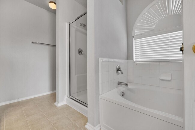 Building Photo - 439 Dandelion Bend