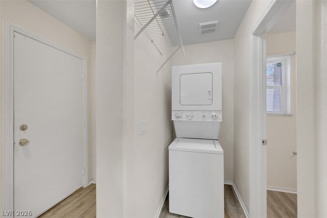 Building Photo - 1178 Burnt Sky Ave