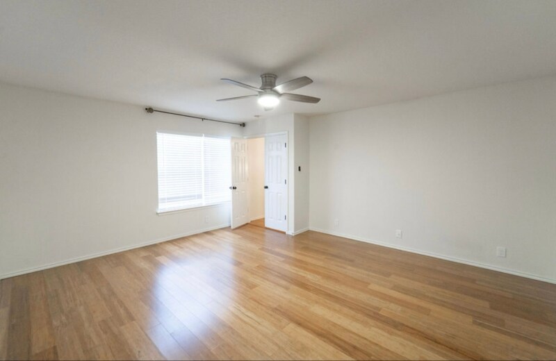 Building Photo - 16911 Lancaster Gap