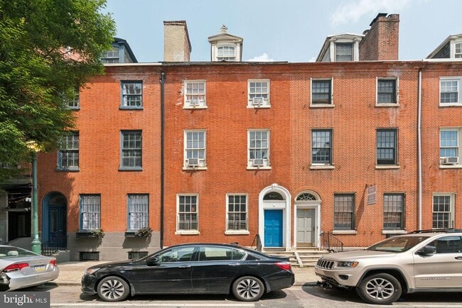 Building Photo - 1225 Spruce St