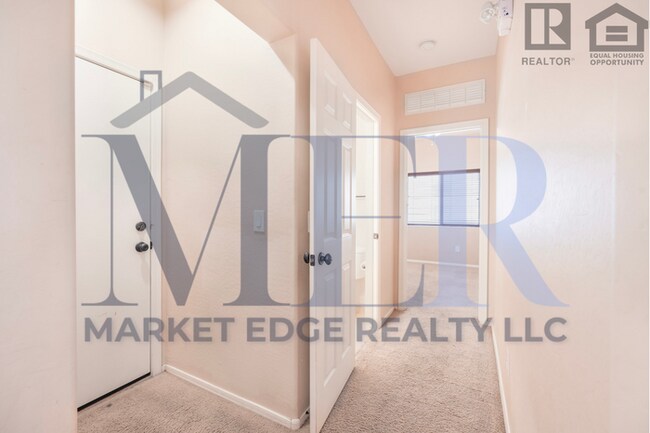 Building Photo - 4Bed/3Bath Home in Maricopa! $399 MOVE-IN ...