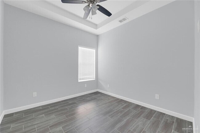 Building Photo - 18 San Vicente