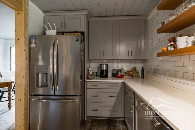 Building Photo - 130 Austin Dr