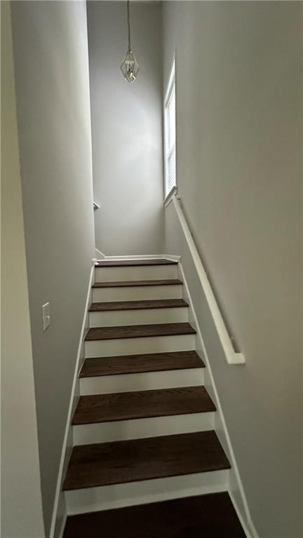 Building Photo - 1830 Westwind Dr