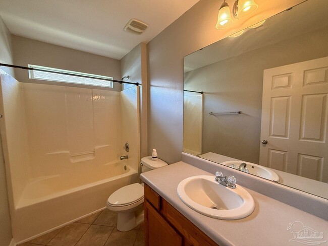 Building Photo - 5919 Bilek Dr