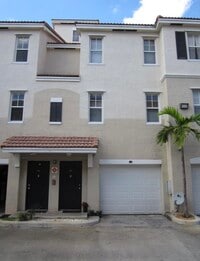 Building Photo - 5980 W Sample Rd