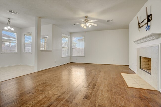 Building Photo - 7406 Sabinal Creek Dr