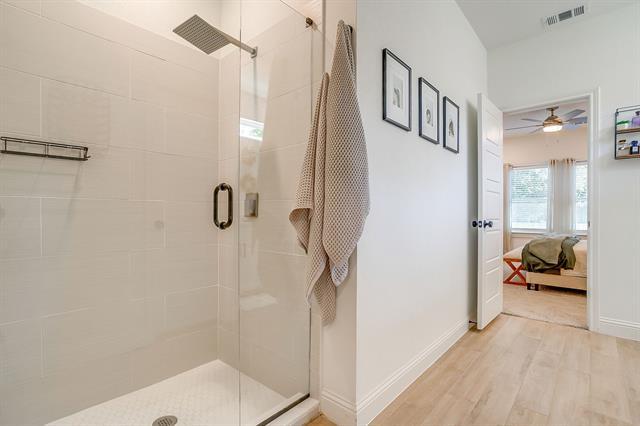 Building Photo - 2217 Forest Hill Ln