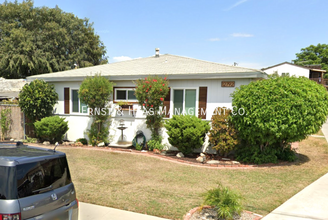 Building Photo - 12792 Hazel Ave