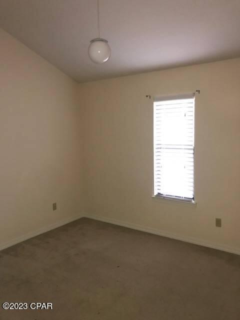 Building Photo - 230 Collinfurst Square