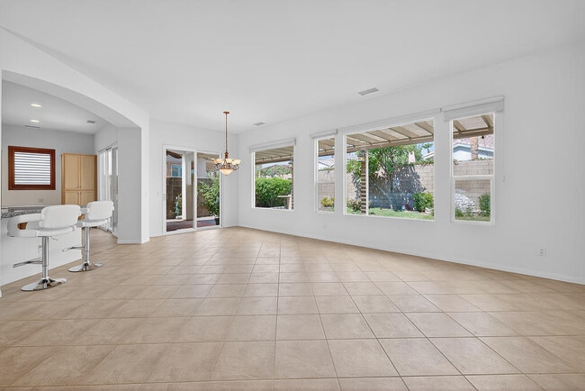 Building Photo - 60543 Desert Shadows Dr