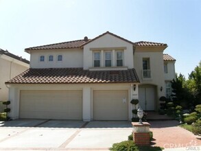 Building Photo - 18887 Amberly Pl