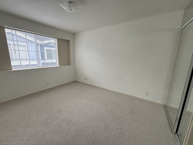 Building Photo - 17042 Downey Ave