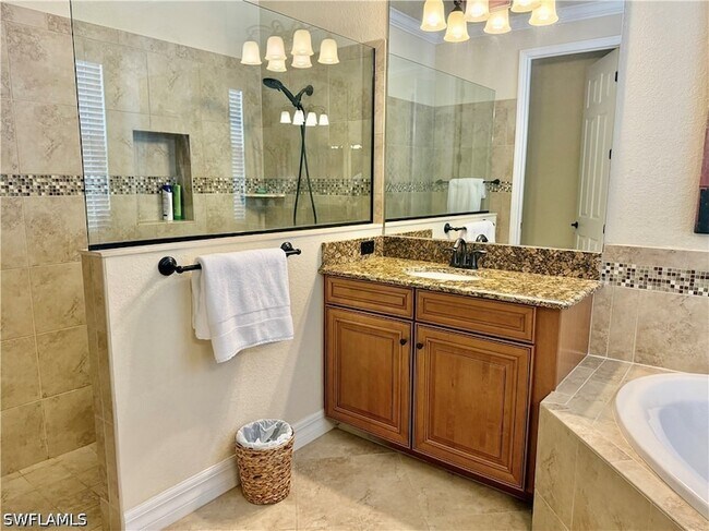 Building Photo - 9218 Veneto Ln