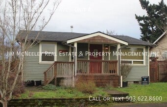 Building Photo - 7134 N Lancaster Ave