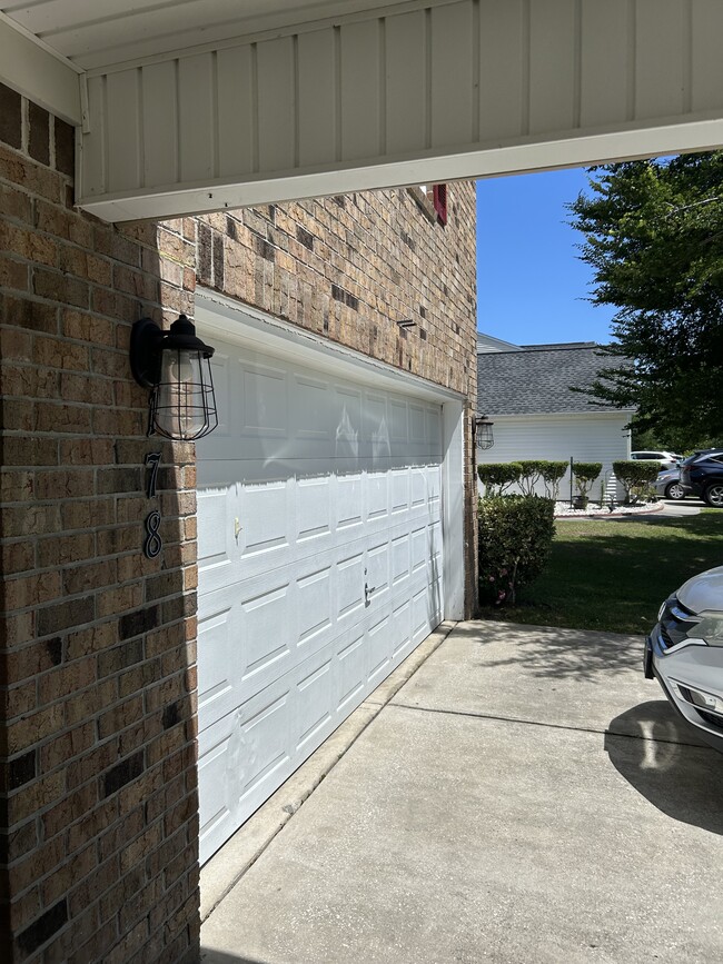 Building Photo - 178 Tibton Cir