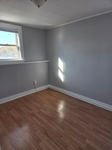 Building Photo - 44 Allen St