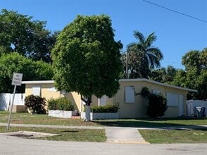 Building Photo - The perfect 3/1 single home in Pompano Beach - Washer and Dryer in unit!