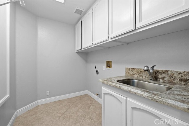 Building Photo - 22481 Ivy-Ridge