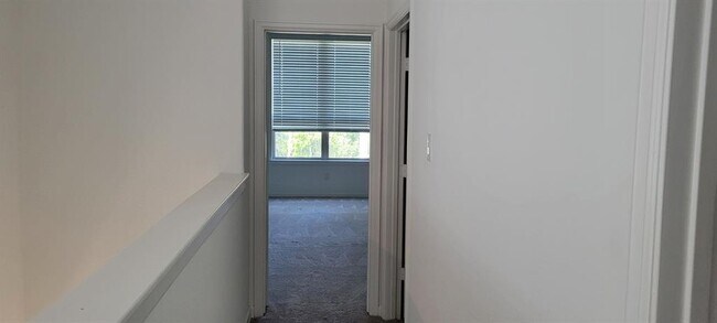 Building Photo - 579 Dry Fork Ln