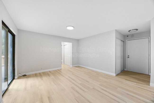 Building Photo - 16006 E 14th St