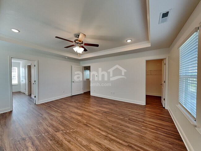 Building Photo - 1078 Castor Dr