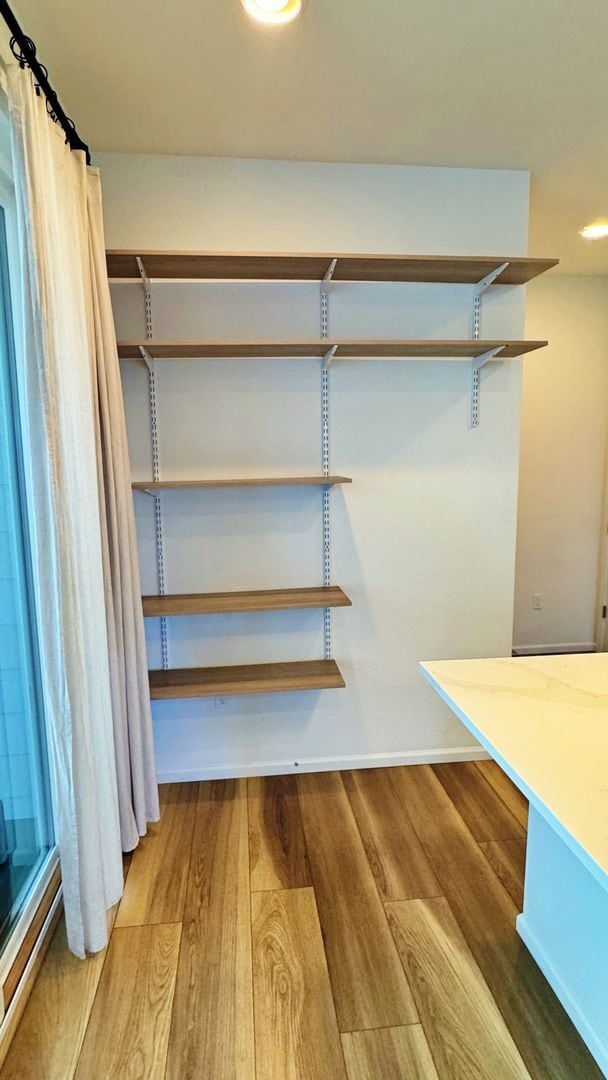 Building Photo - Fantastic Parkway Point 3 Bed 3 Bath 2 Car...