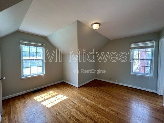 Building Photo - 5663 N Illinois St