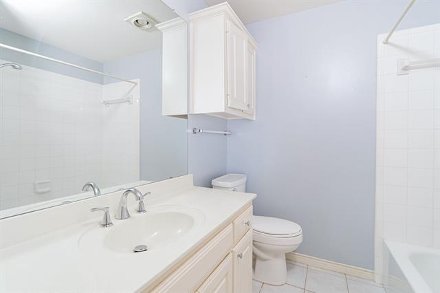 Building Photo - 2712 Creekmere Dr