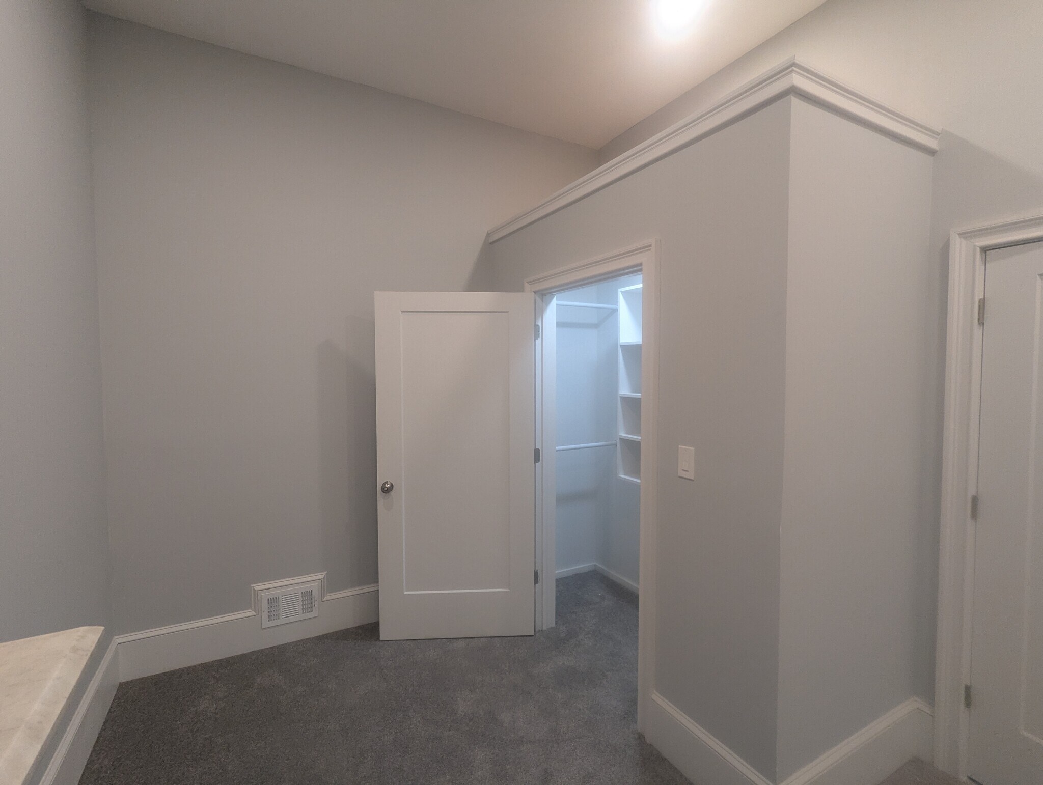 Building Photo - 35 Clinton Ave