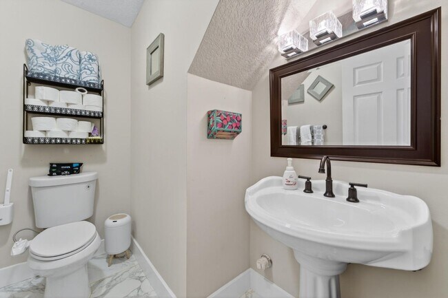 Building Photo - 3370 Turtle Cove