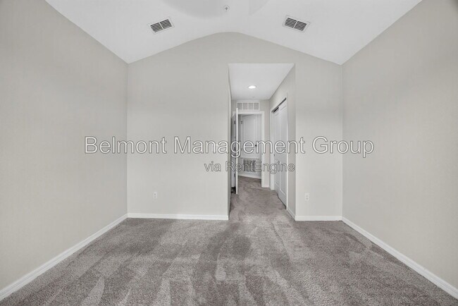 Building Photo - 3004 Alessa Loop