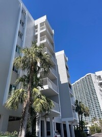 Building Photo - 2875 Palm Beach Blvd