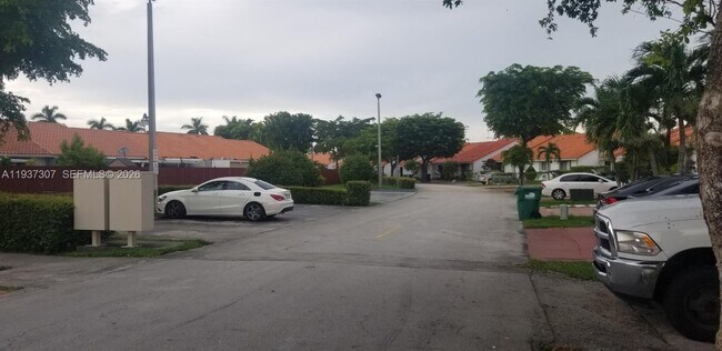 Building Photo - 13516 SW 59th Ln