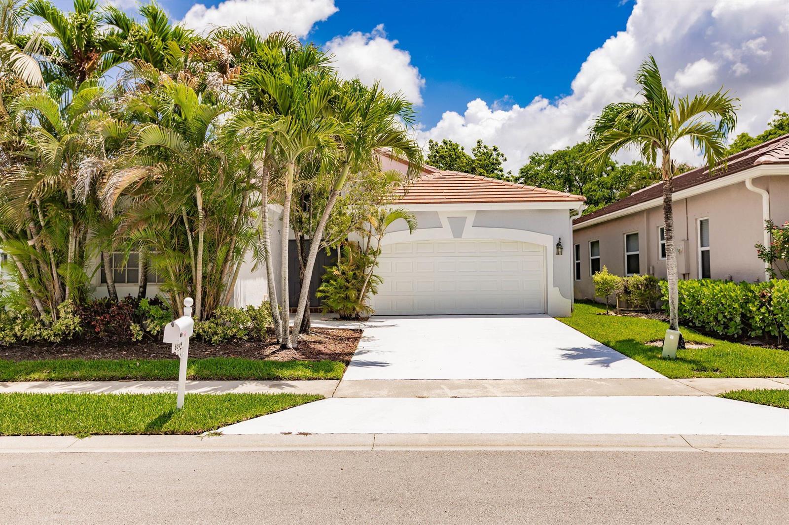 Building Photo - 6304 Harbour Club Dr