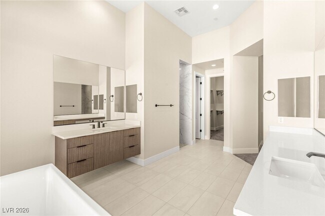 Building Photo - 11014 Horizon Ledge Ave