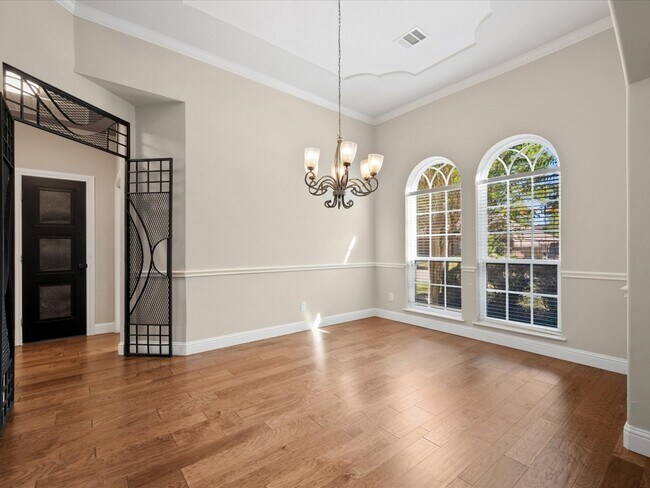 Building Photo - 3410 Marywood Dr