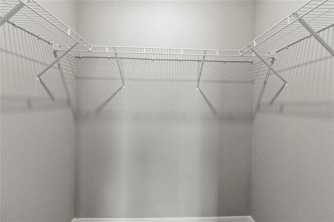 Building Photo - 17637 Crescent Moon Lp