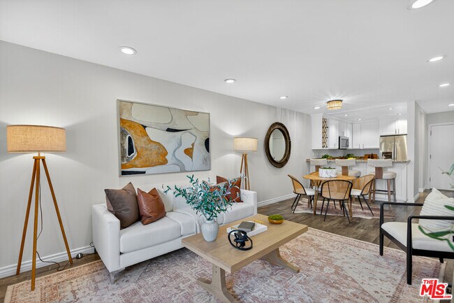 Building Photo - 1125 Pico Blvd