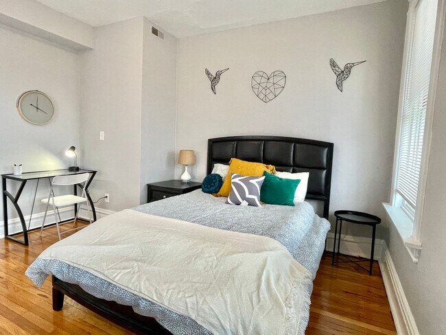 Building Photo - 2317 Klemm St